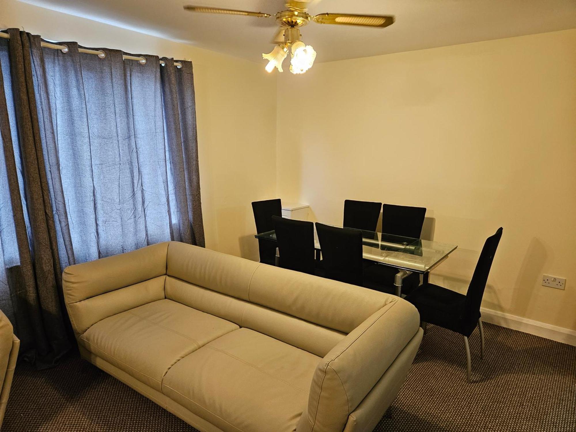 Apartment Stunning 2-Bed Apt-Freeparking Close To City Belfast