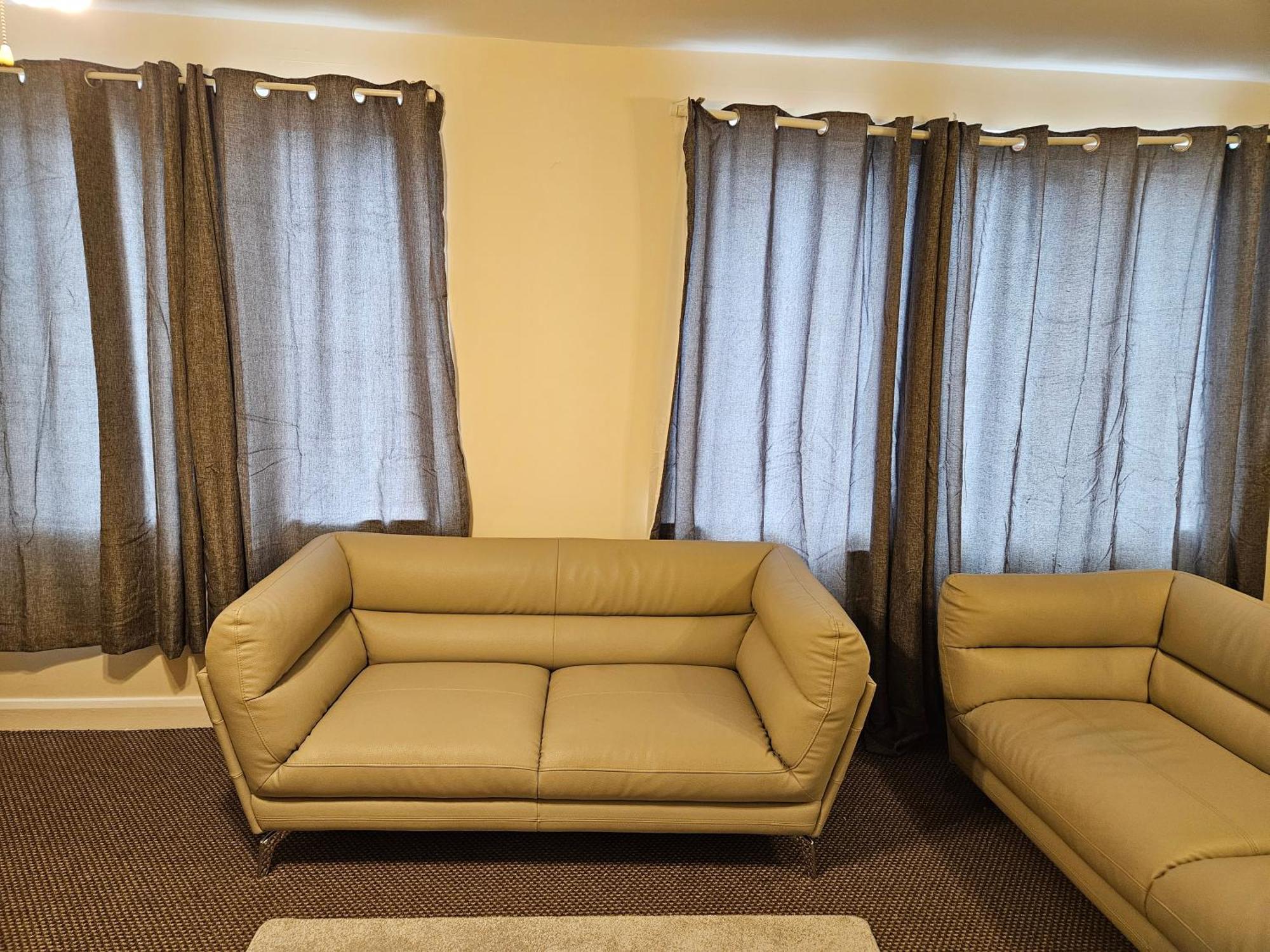Apartment Stunning 2-Bed Apt-Freeparking Close To City *